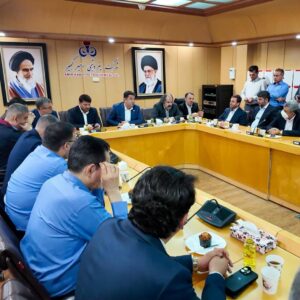 ناچار به تغییر و تحولات جدی هستیم